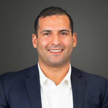 A headshot of Jonathan Abrarpour, Empower Pharmacy's Chief Operating Officer.